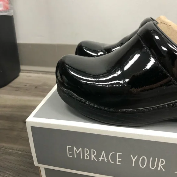 Dansko professional Patent black leather shoes - Picture 9 of 16